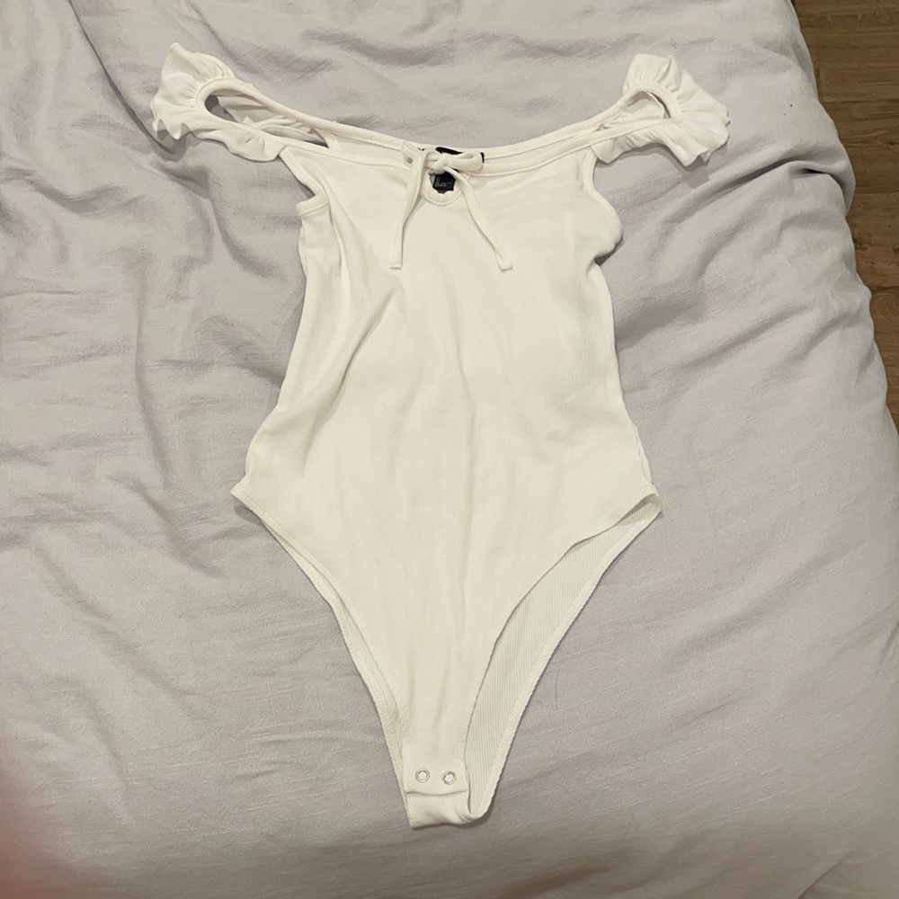 Forever 21 bodysuit size L